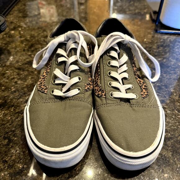 Vans Old Skool Leopard Army Green sneakers size 6.5 - Picture 3 of 7